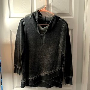Calvin Klein pullover size small
